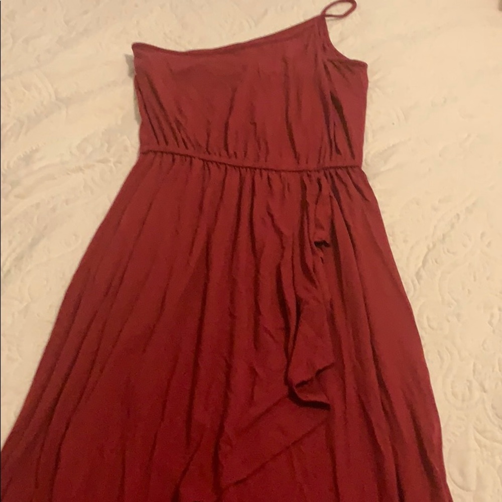 One shoulder deep red cotton dress w/ sext slit!